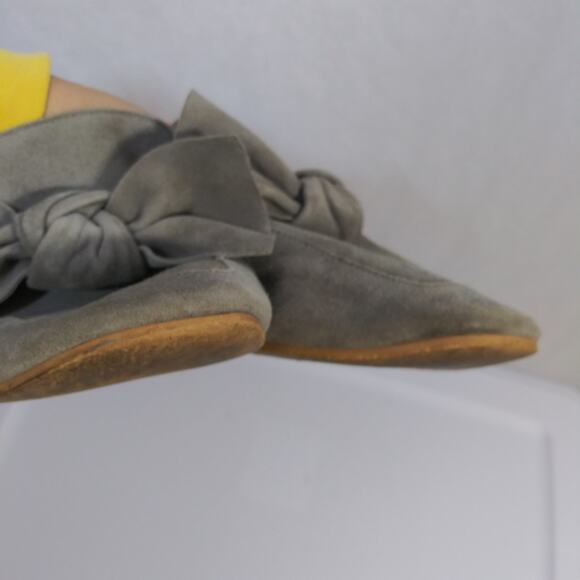 BP. Maddy Gray Suede Bow Mule Flats Neutral Office Size 9 - Picture 9 of 10
